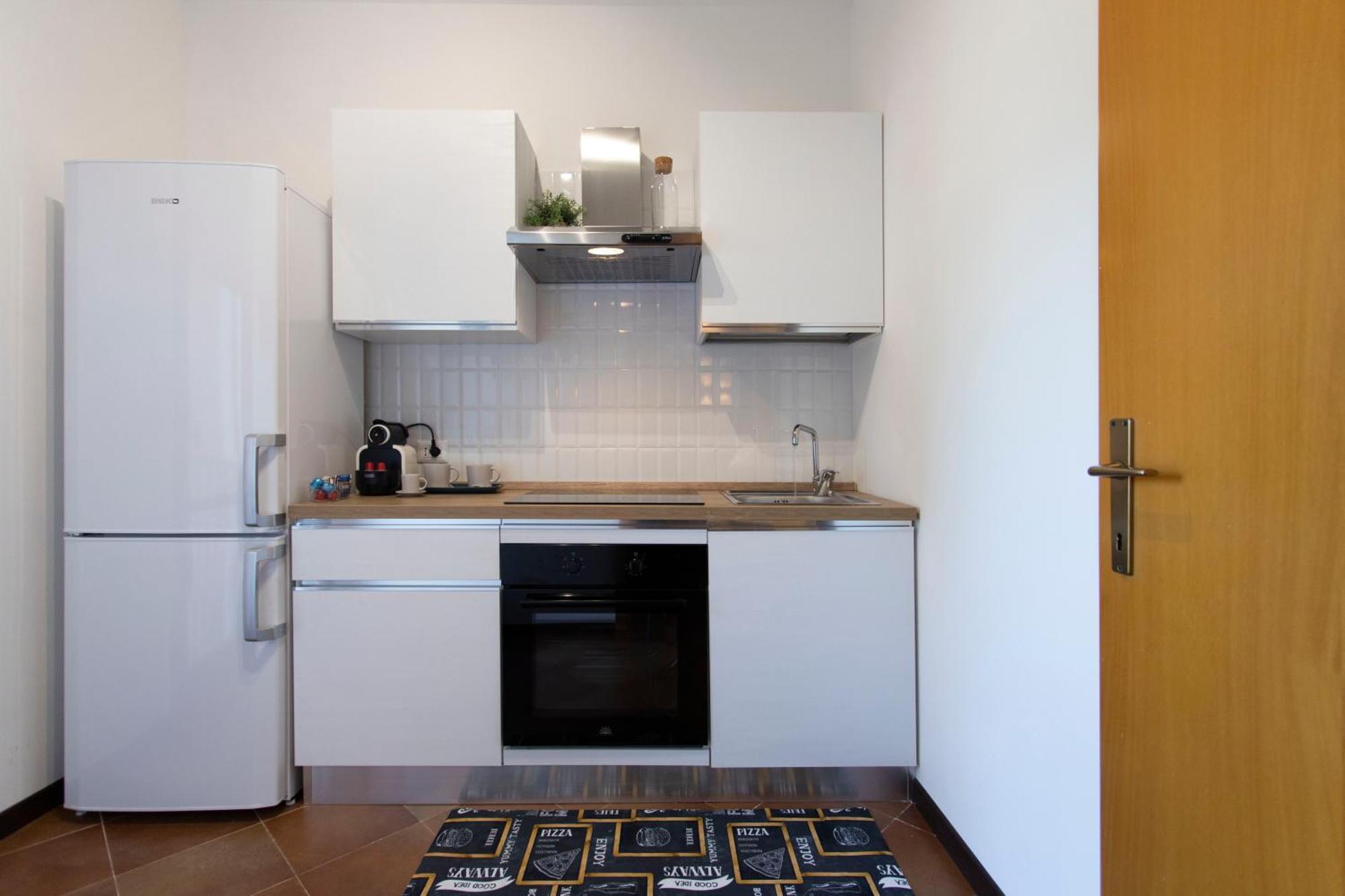 Emilia - Elegant And Modern Appartement